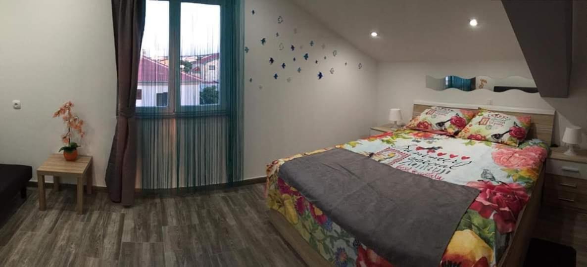 Apartmani Villa Anna Ražanac Εξωτερικό φωτογραφία